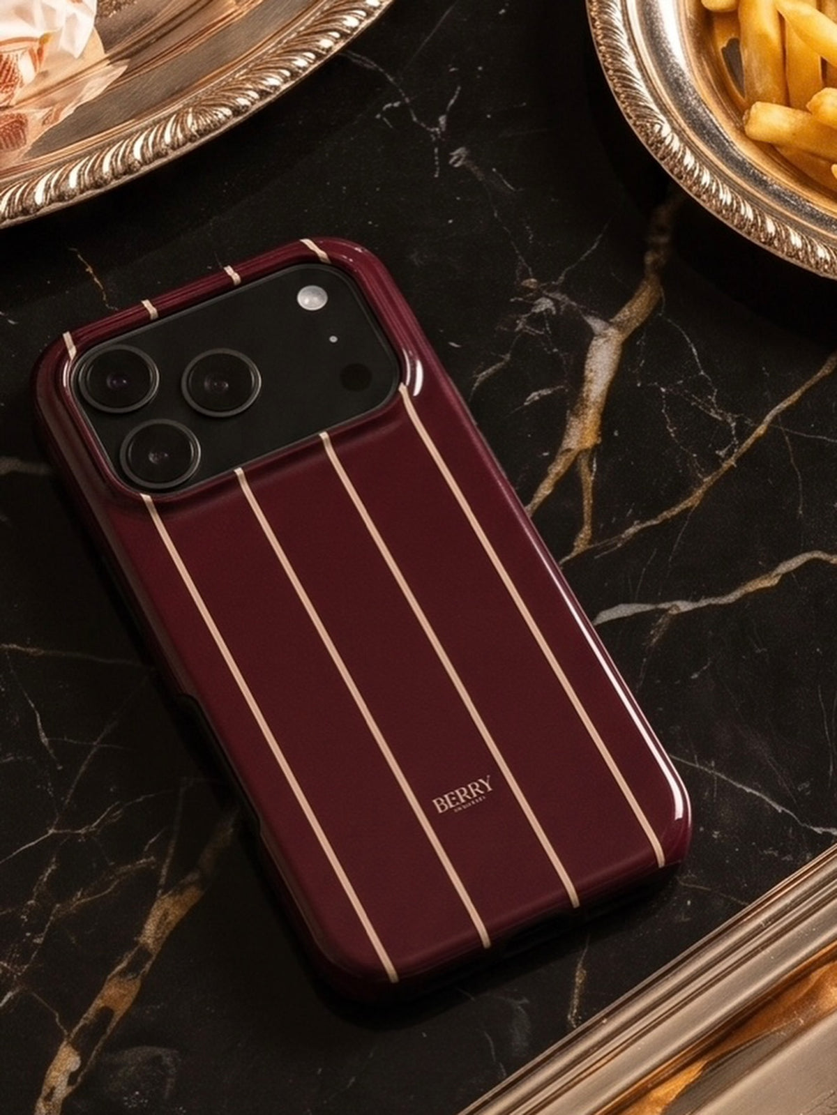 Funda para iPhone con diseño de rayas color: burdeos – Burgundy Cream